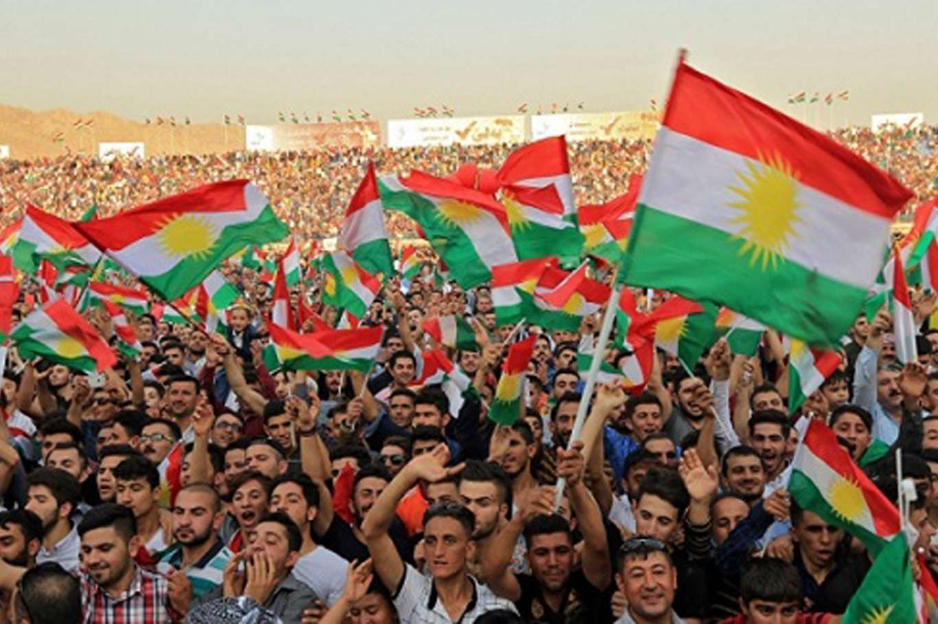 Kurdistan celebrates the day of flag Kurdistan celebrates the day of flag